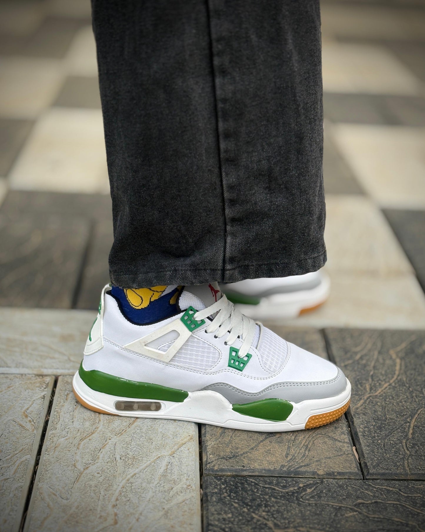 Nike retro 4 pine green