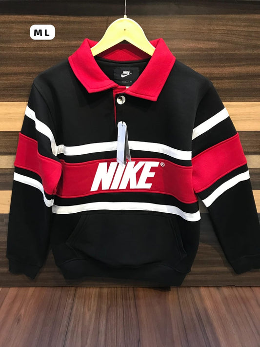 NIKE
PREMIUM SWEATSHIRT