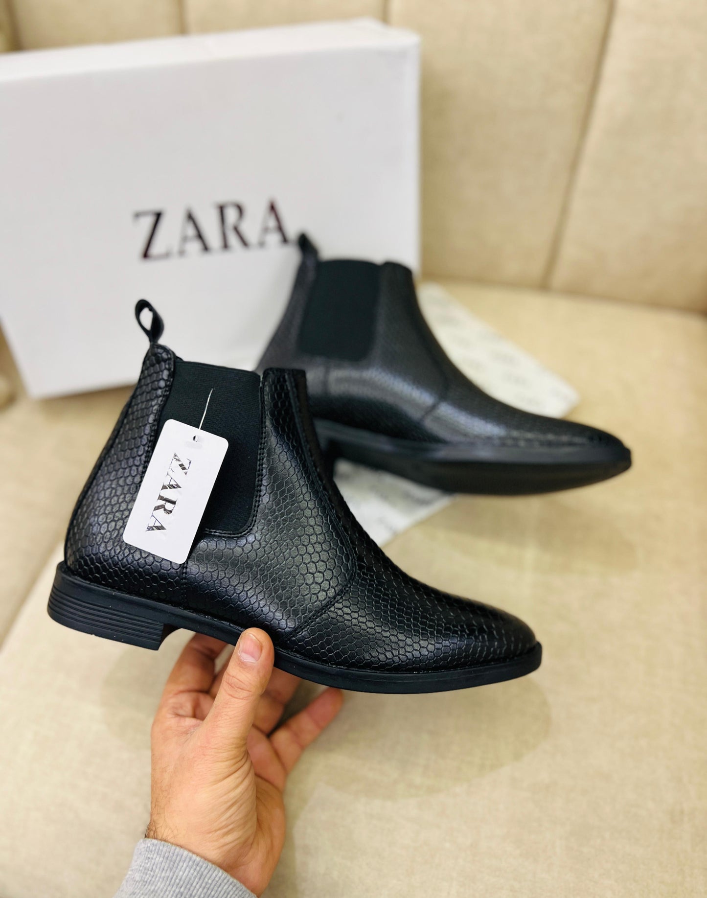 Zara chelsea boot