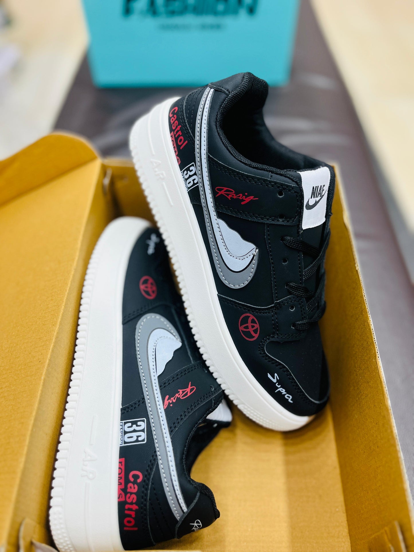 IMPORTED SHOES nike