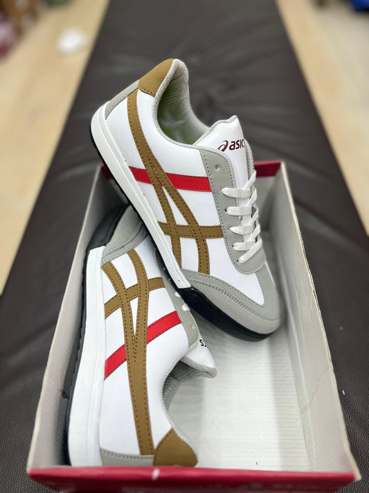 ASICS
7a