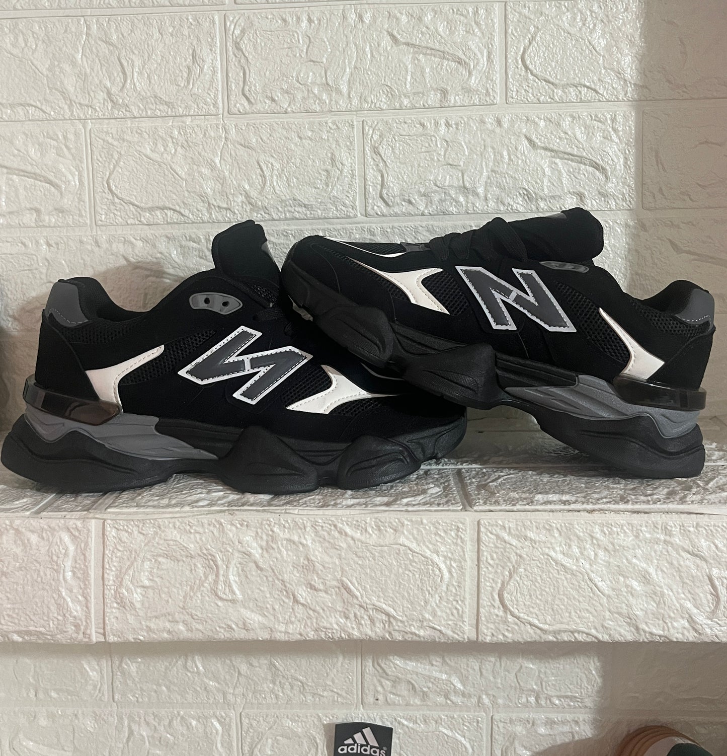 new balance 9060 black