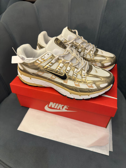 NIKE P-6000 TRAINER GOLDEN