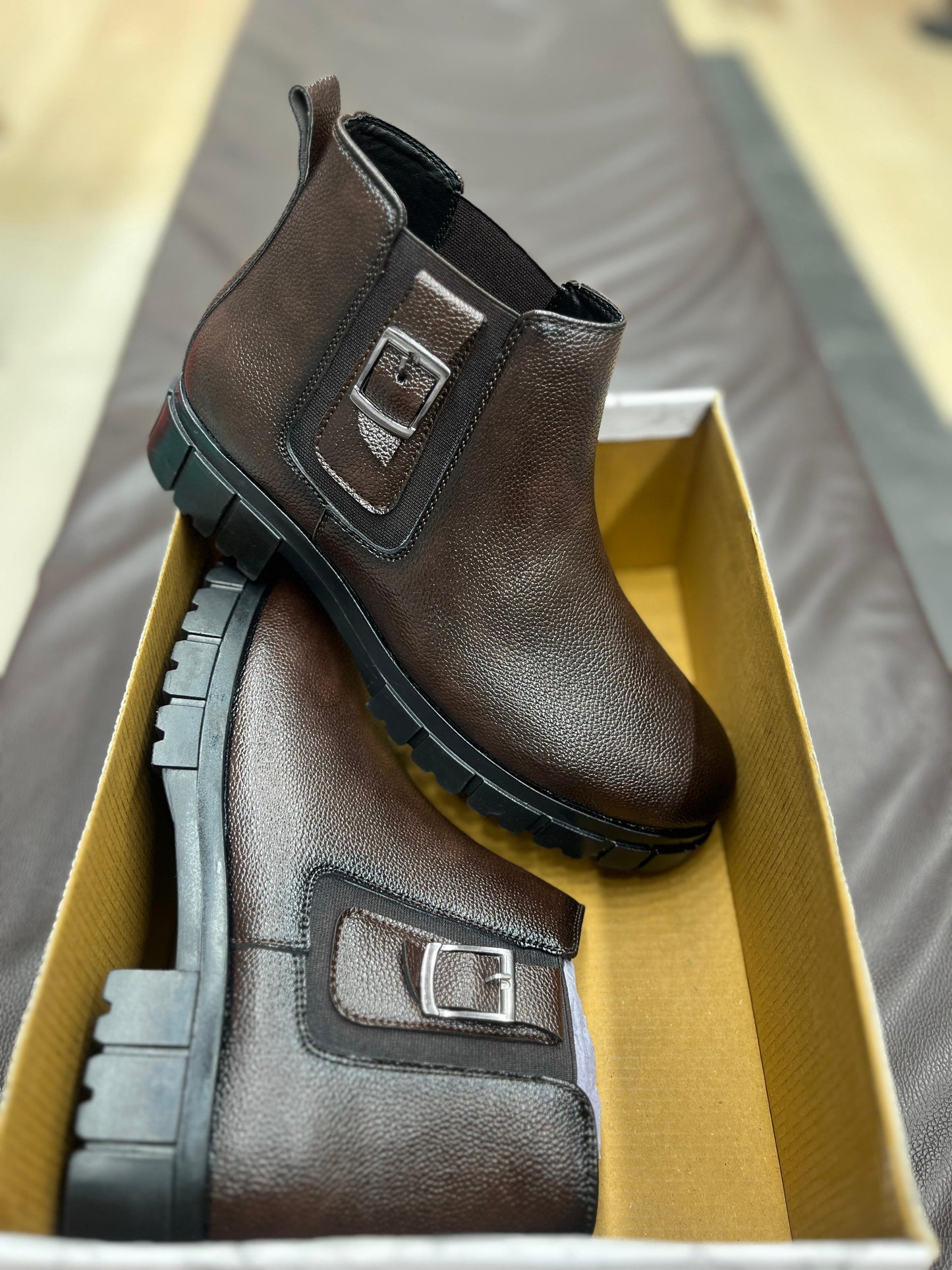 CHLSEA boots