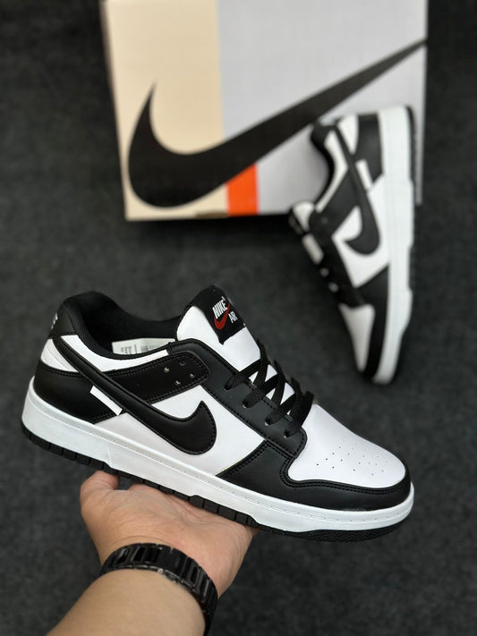 NIKE SB DUNK