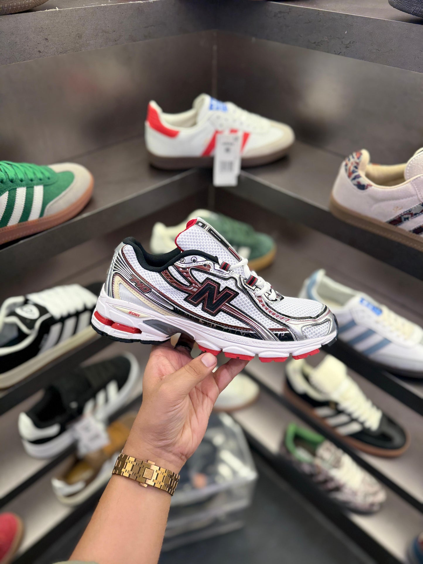 NEW BALANCE 740 WHITE RED