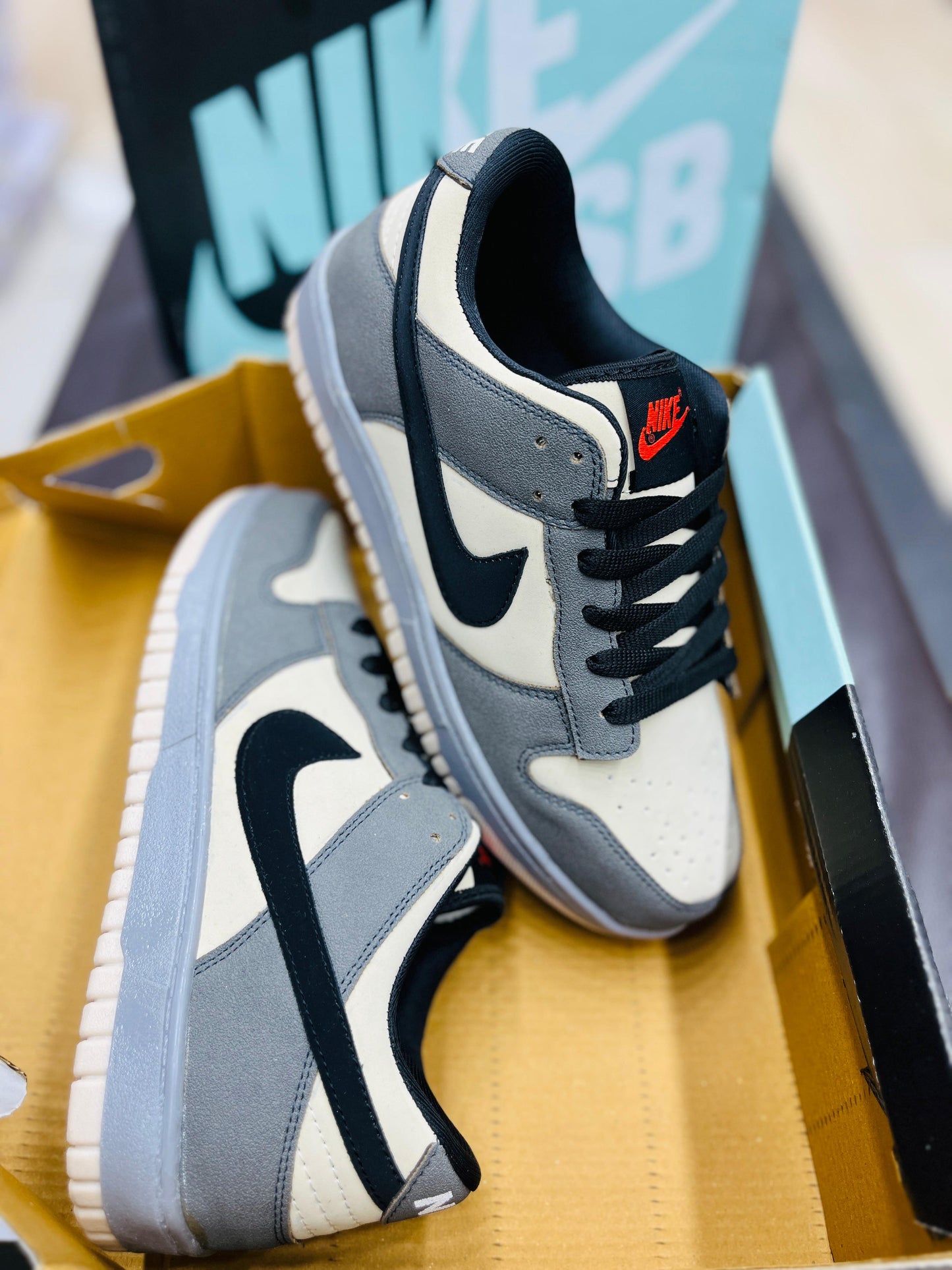 Nike