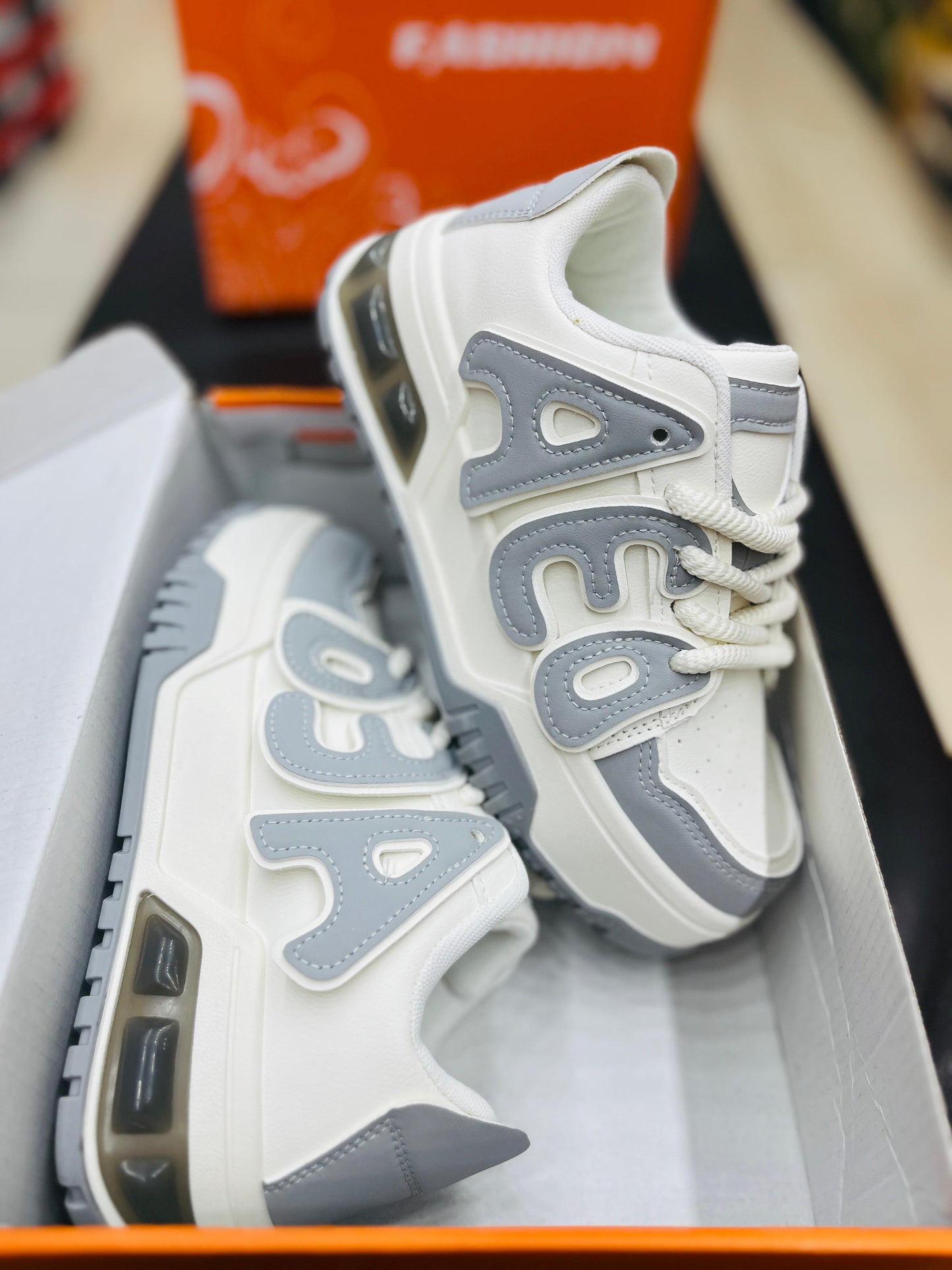 IMPORTED SHOE