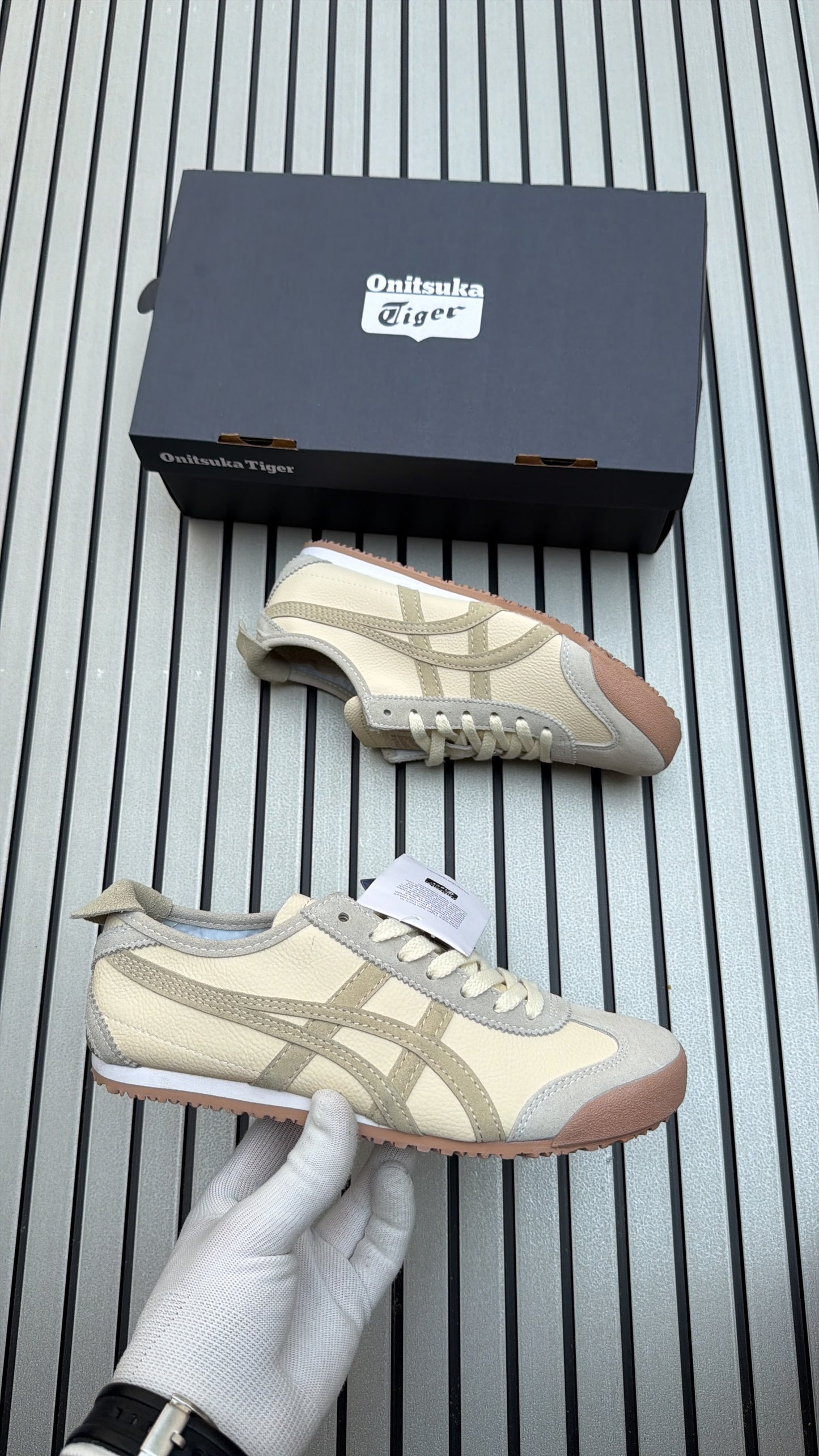 ONITSUKA TIGER MEXICO 66