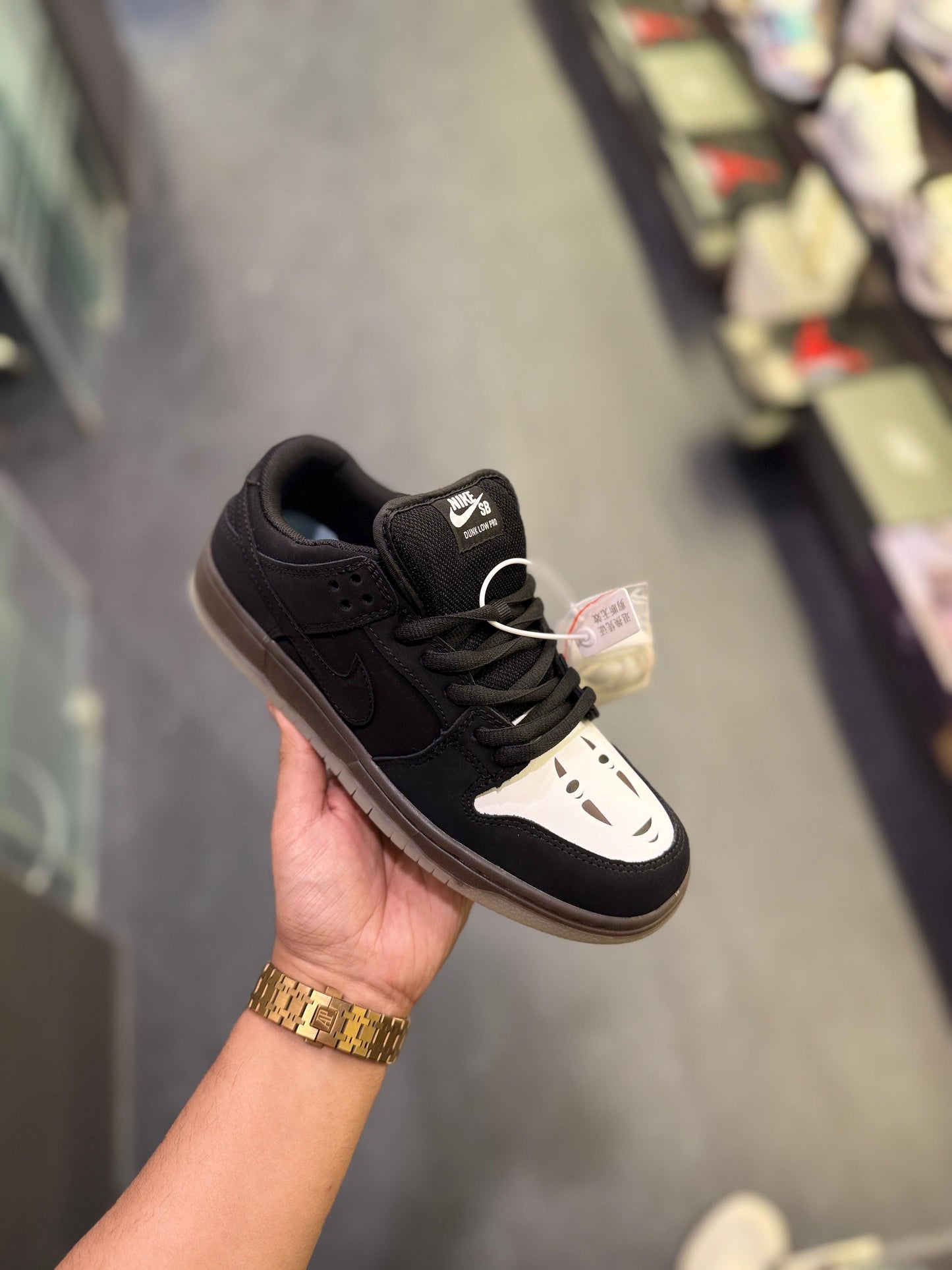 NIKE SB DUNK LOW NO FACE