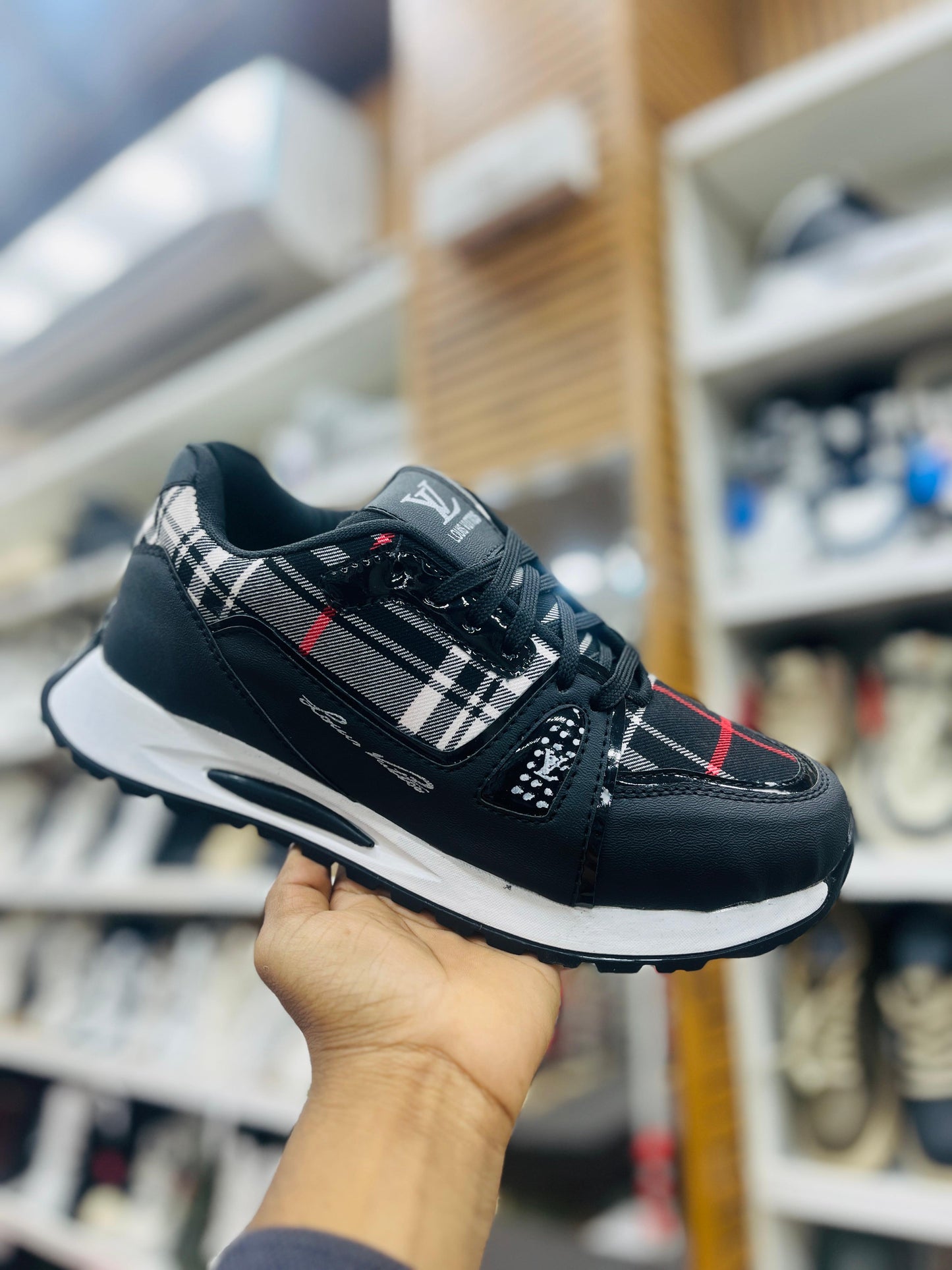 Louis Vuitton 7a