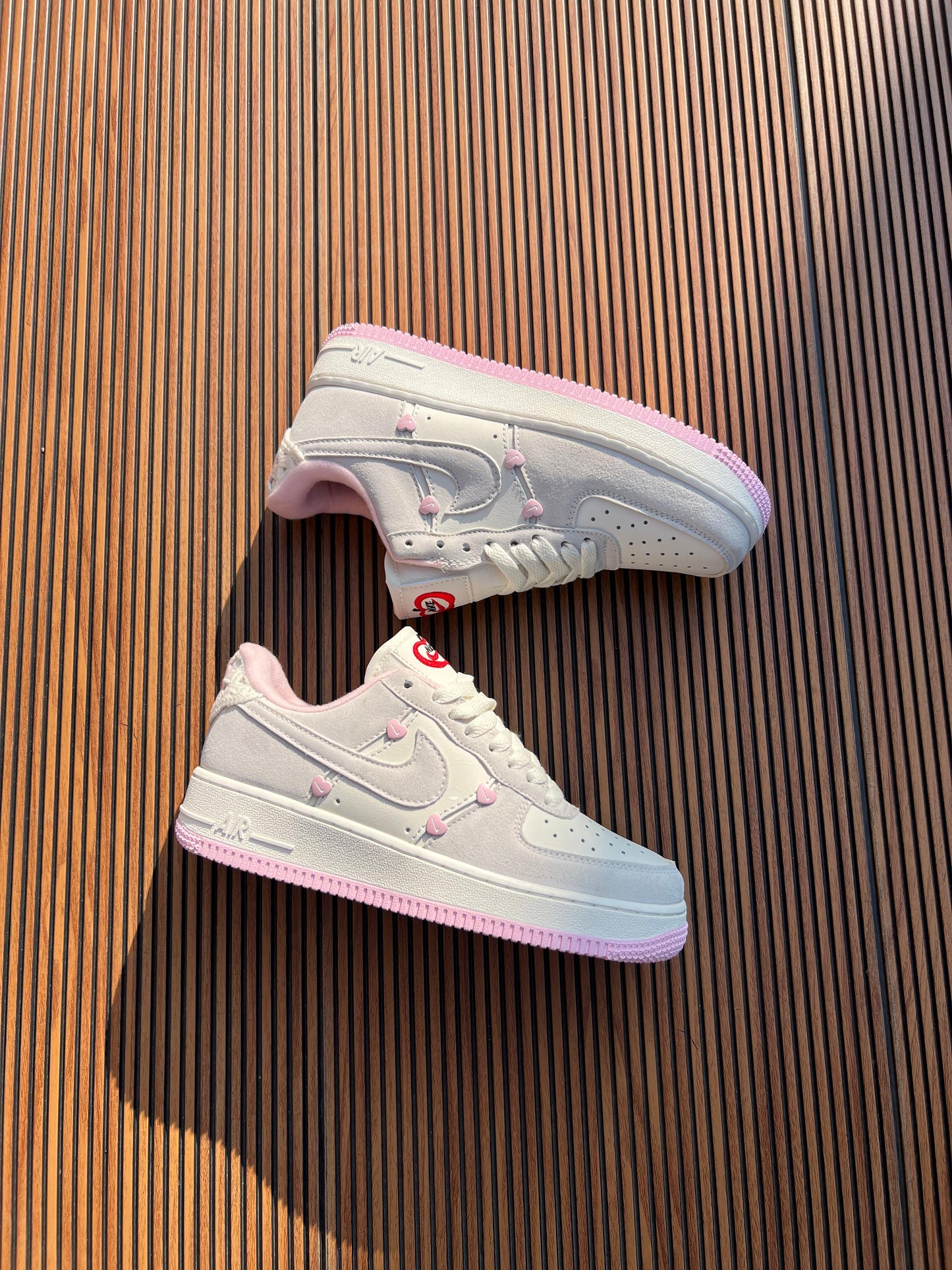NIKE AIRFORCE VALENTINE
