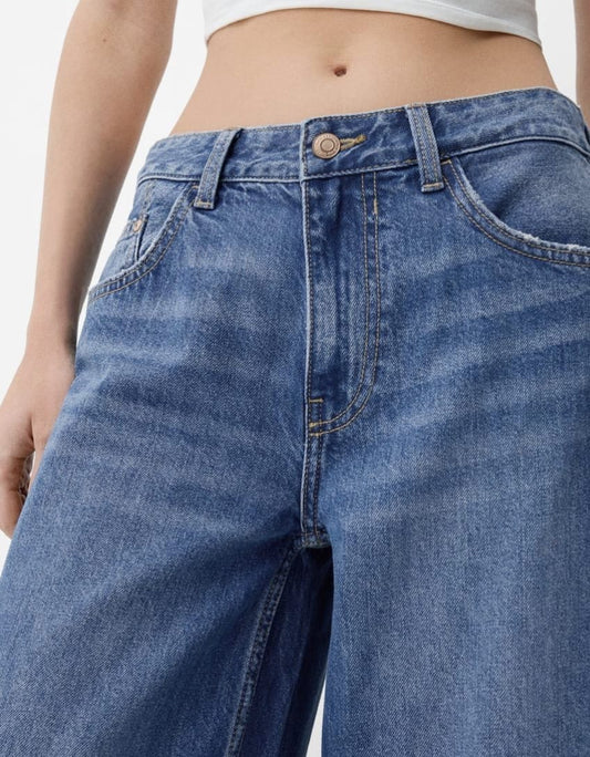 Pull&Bear Brand*
High Rise Wide Leg Denim