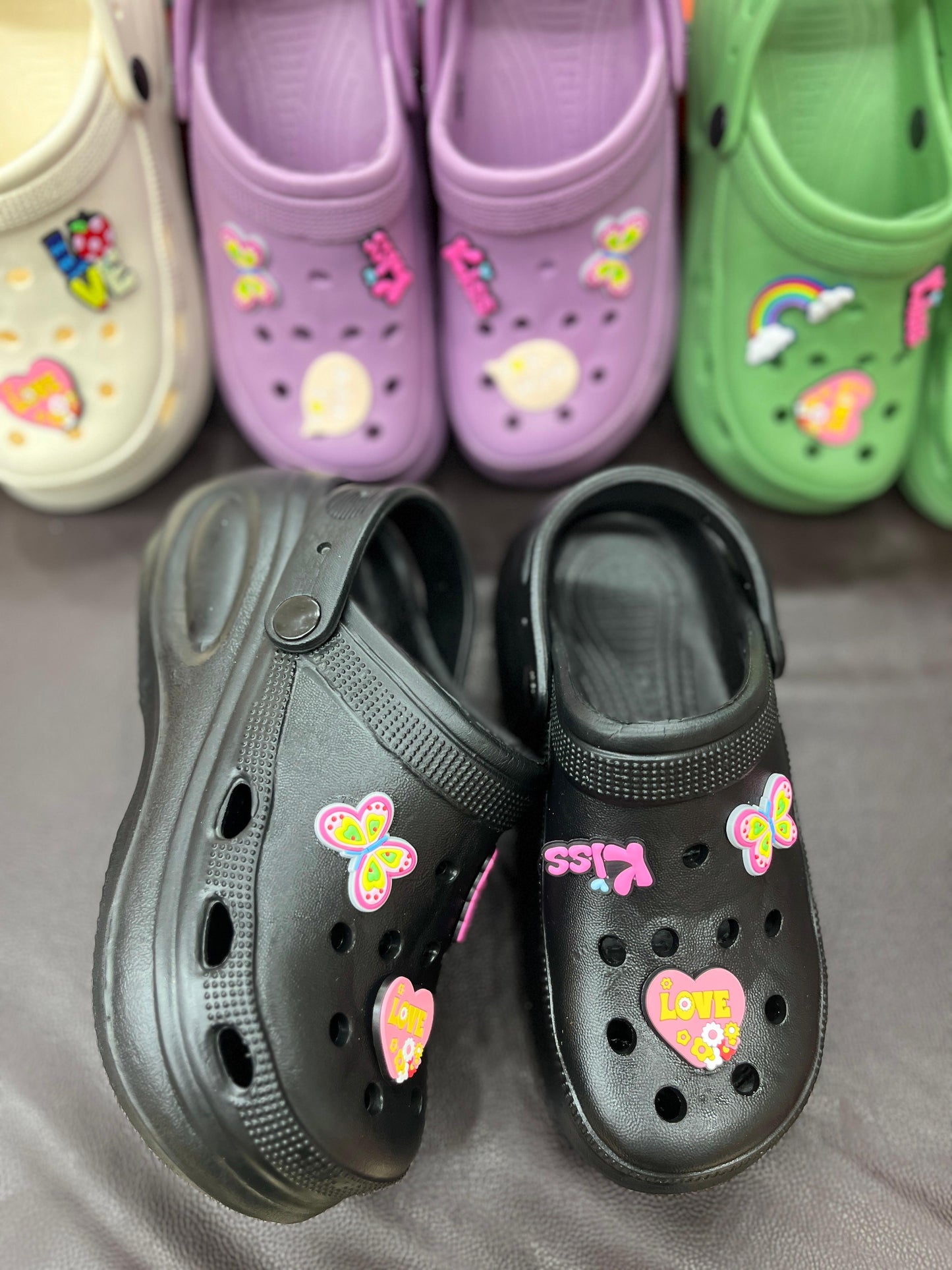 CROCS FOR GIRLS