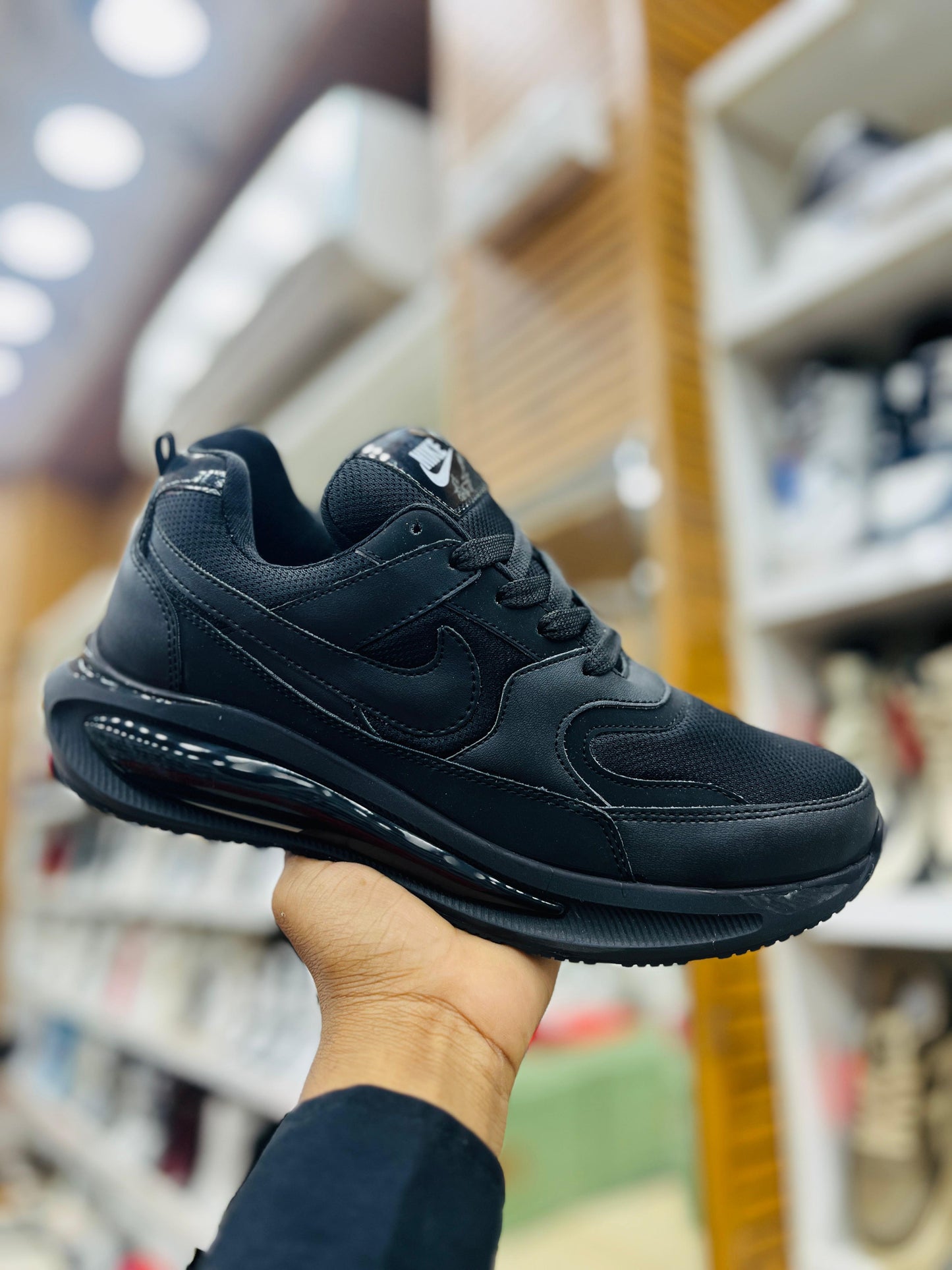 NIKE 7a