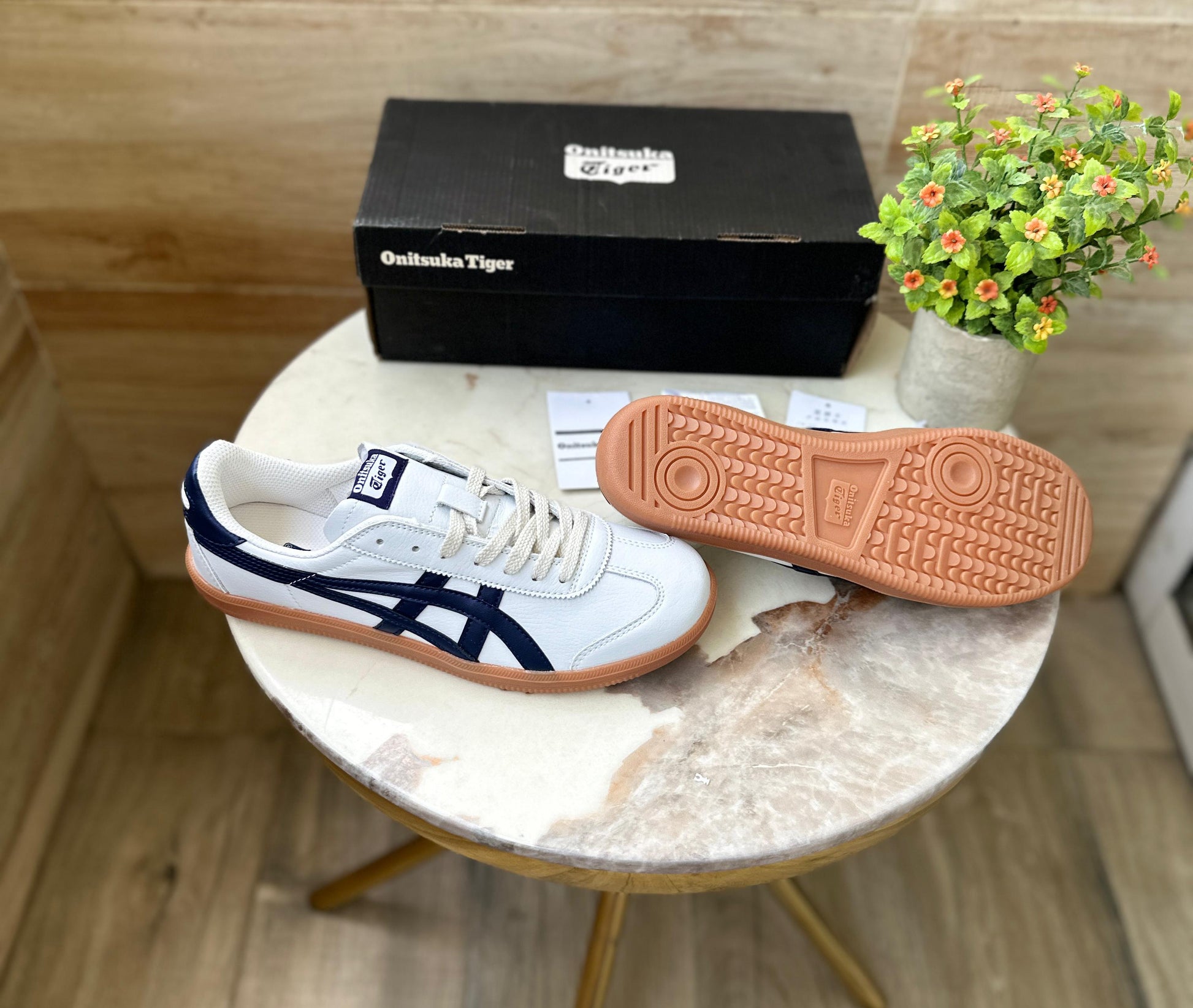 ONITSUKA TIGER TOKUTEN NAVY EDTN