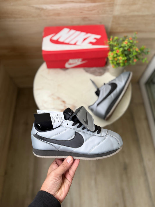 NIKE CORTEZ SE TIEMPO GREY