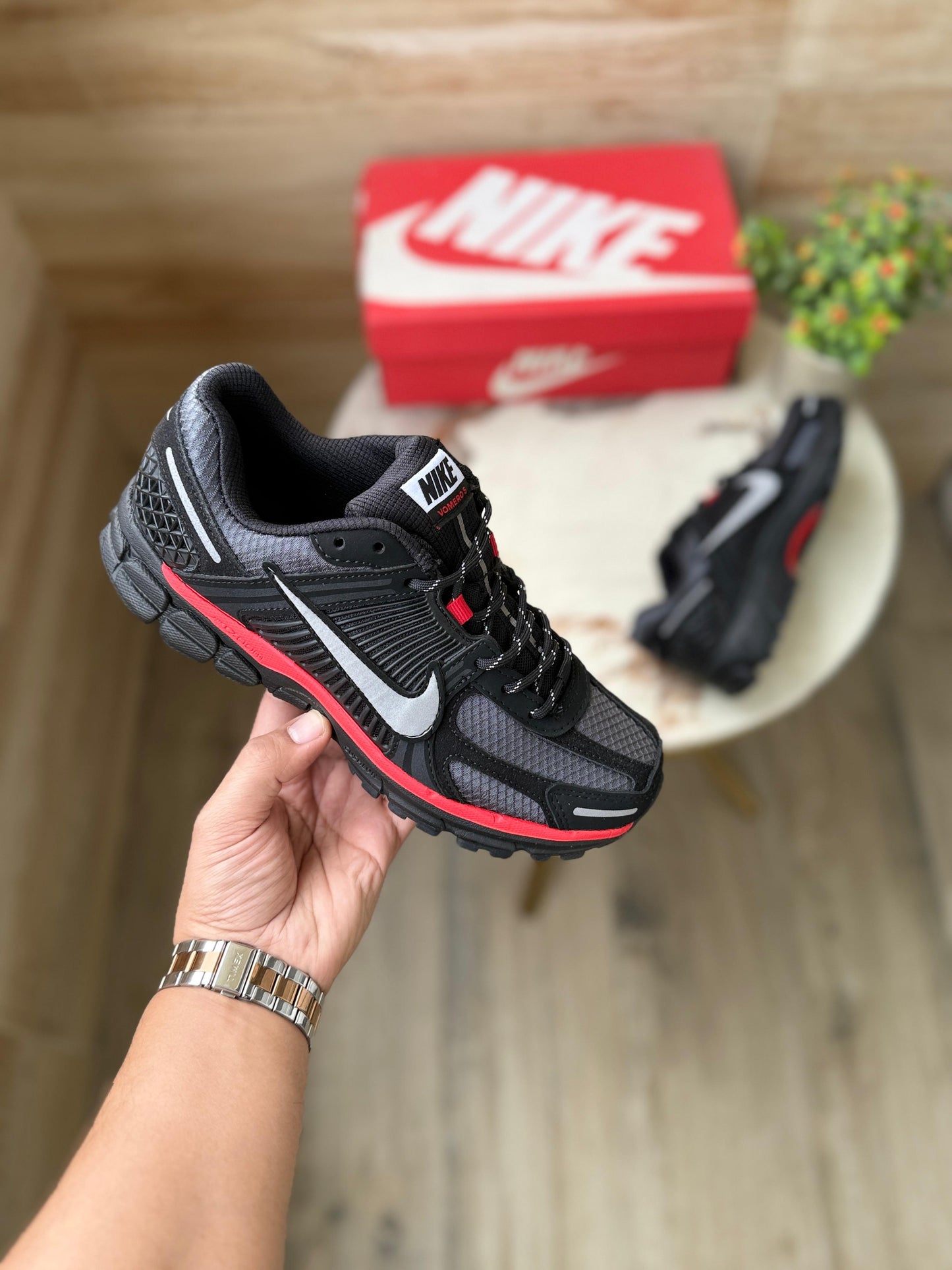 NIKE ZOOM VOMERO BRED SPIDER-MAN