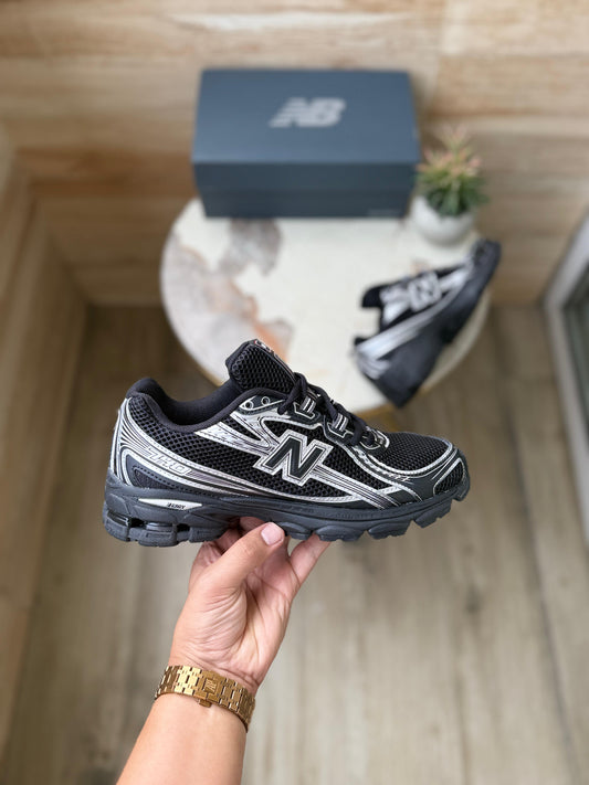 NEW BALANCE 740 BLACK SILVER