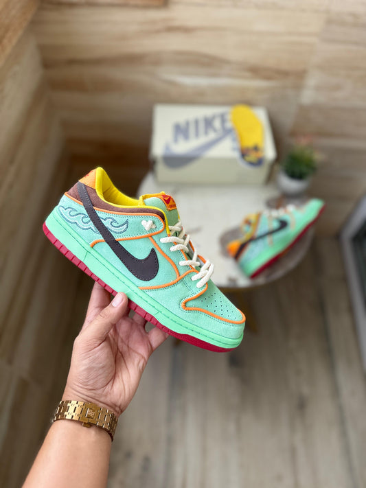 NIKE SB DUNK RODEO TOURMALINE