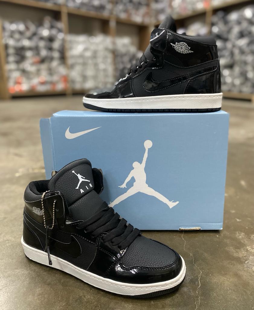 Buy 999/- one shoe get another one free✅📦 This shoe extra 90₹