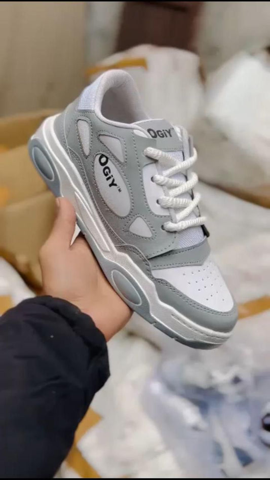 Buy 999/- one shoe get another one free✅📦