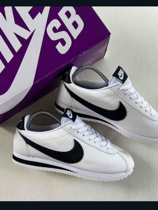 Buy 999/- one shoe get another one free✅📦