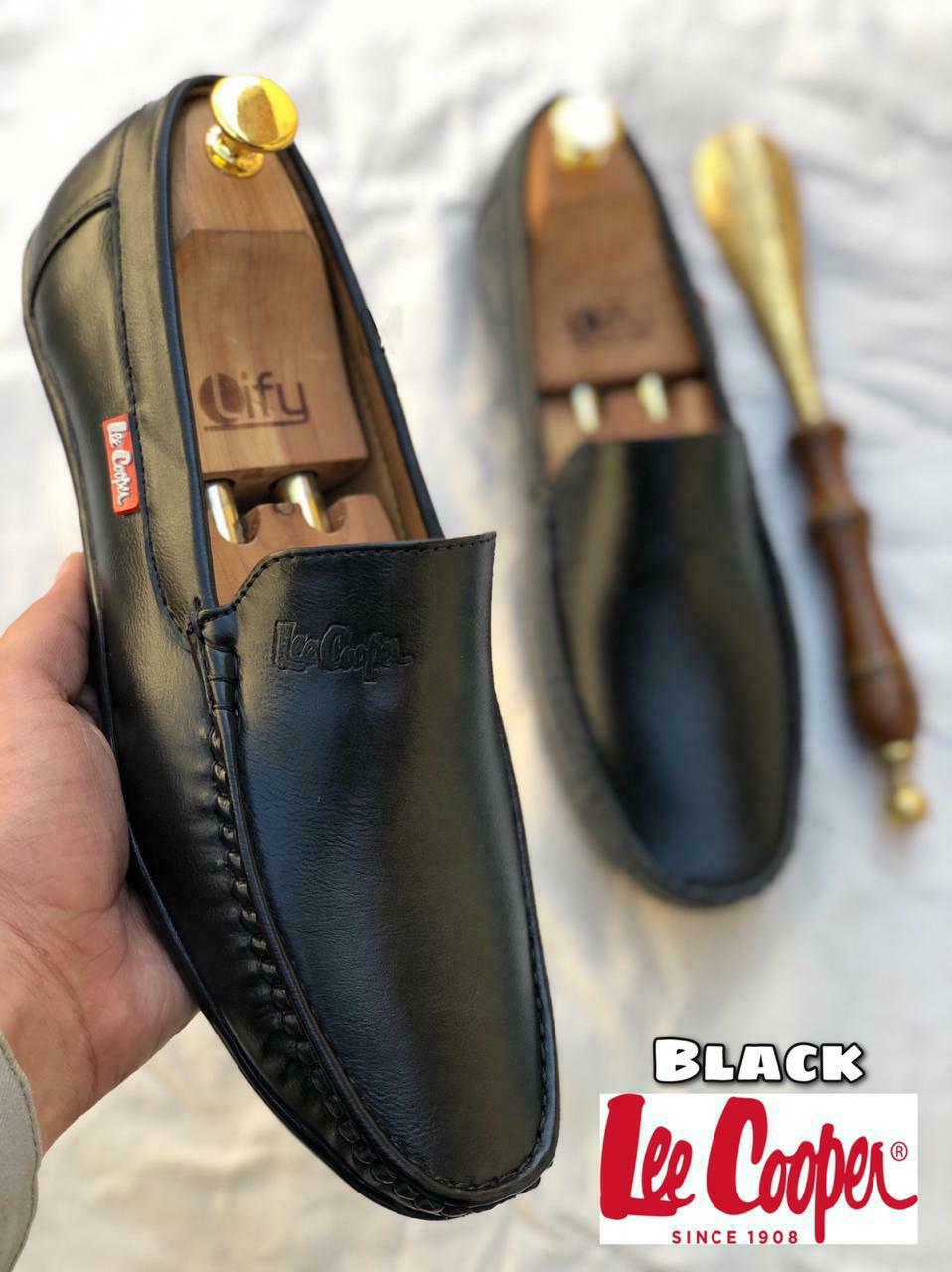 Buy 999/- one shoe get another one free✅📦