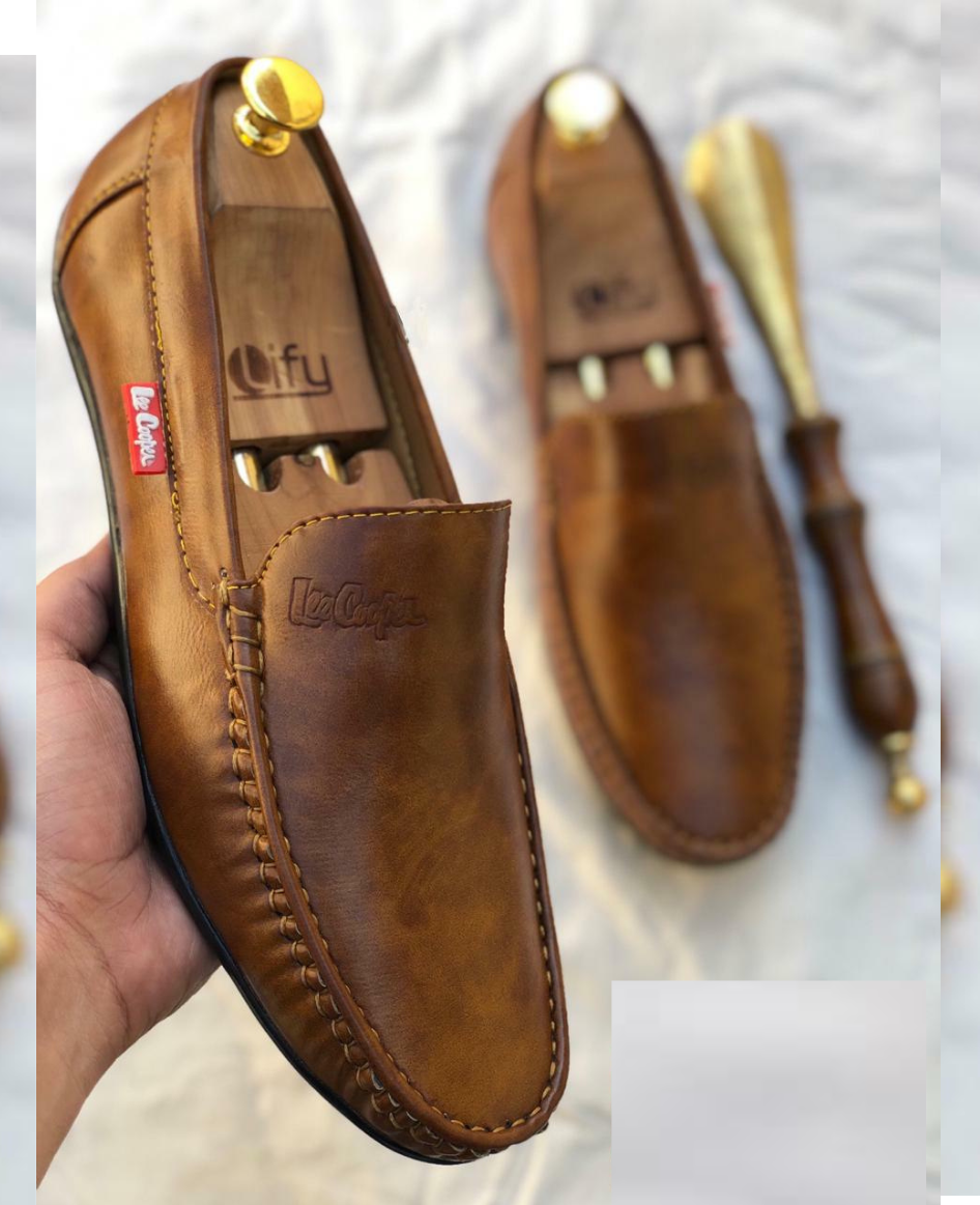 Buy 999/- one shoe get another one free✅📦