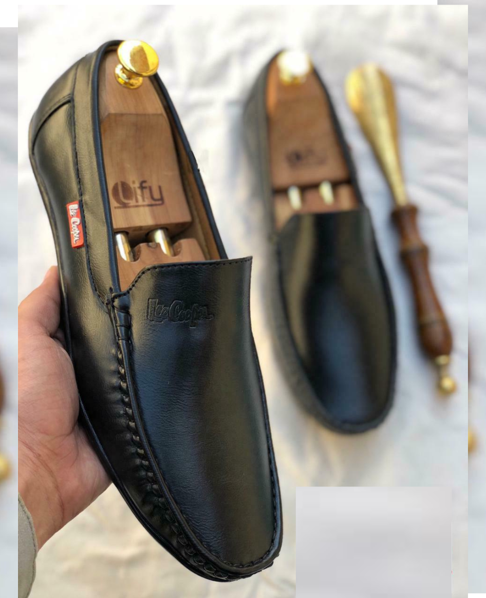 Buy 999/- one shoe get another one free✅📦