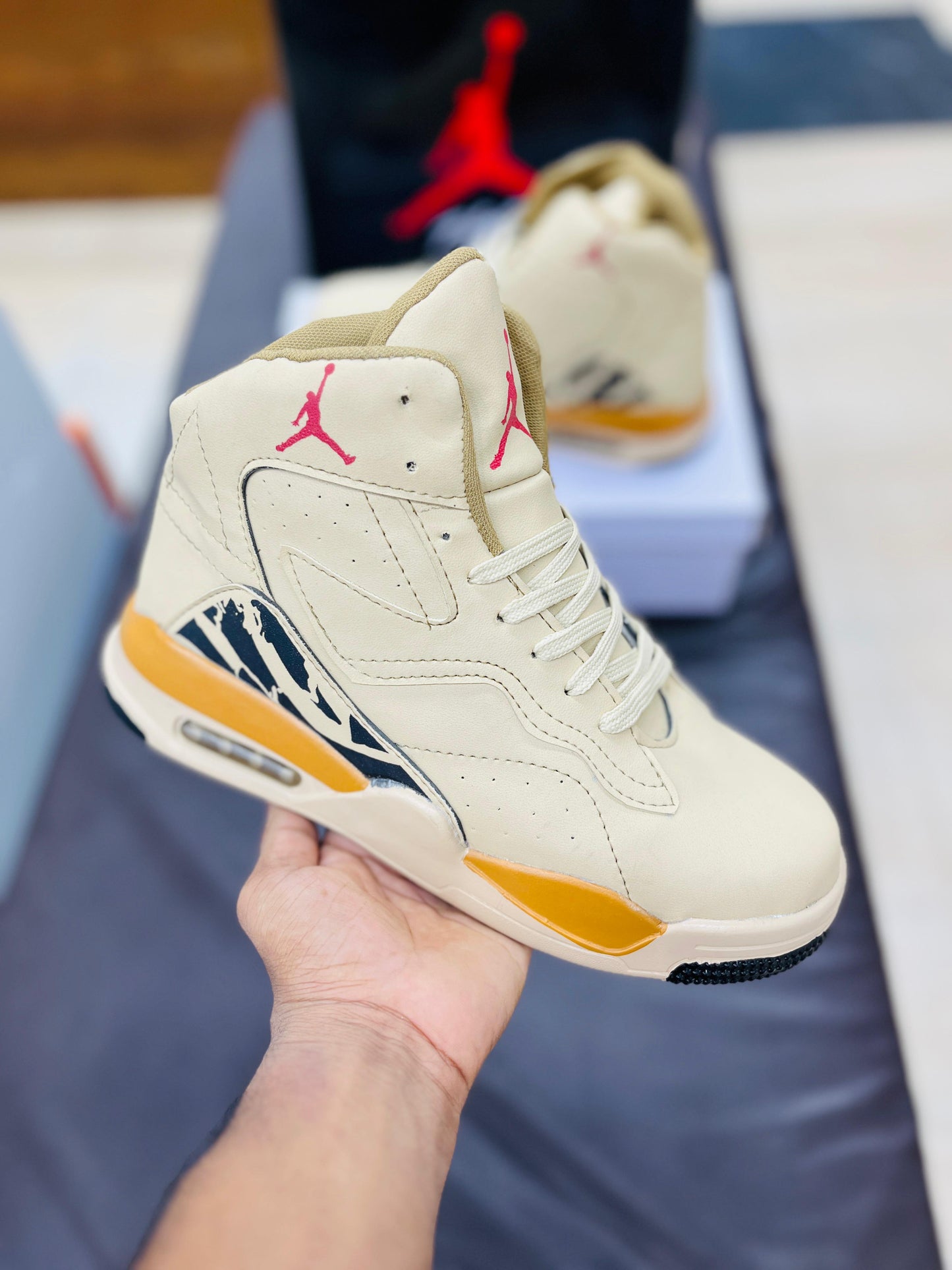 AIR JORDAN RETRO 6 JUMPMAN MVP 7A
