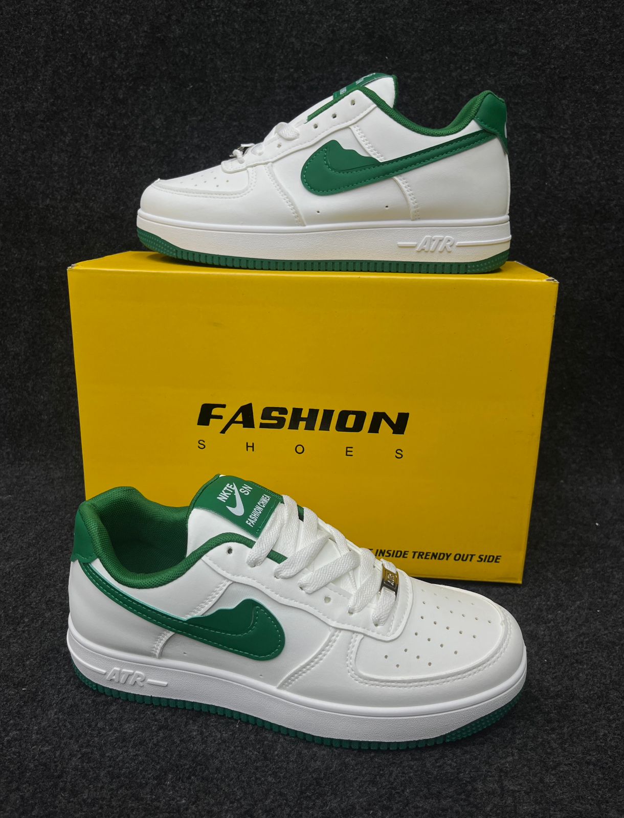 NIKE DUNK