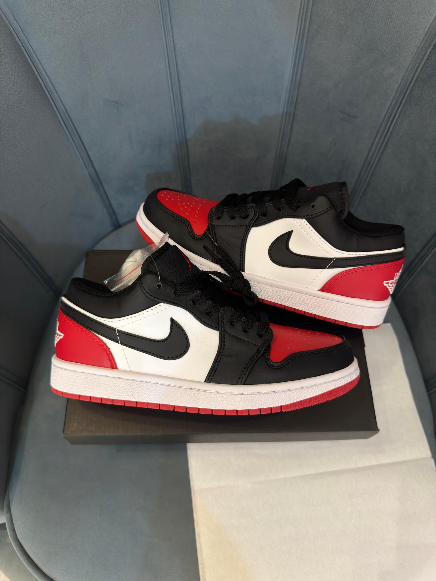 Nikee Air Jordan 1 Low BRED TOE