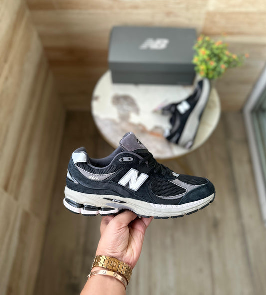 NEW BALANCE 2002R SHADOW
