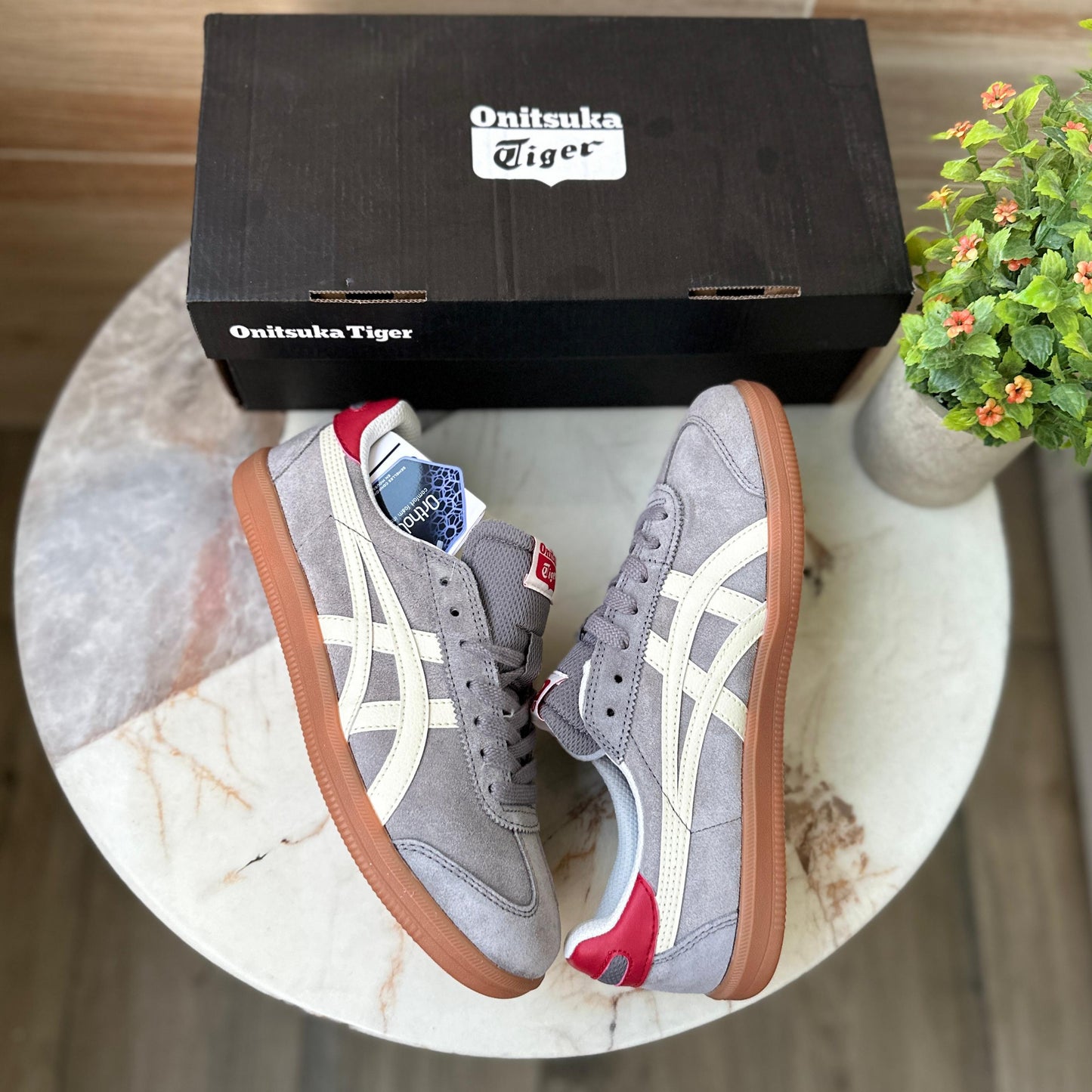 ONITSUKA TIGER TOKUTEN