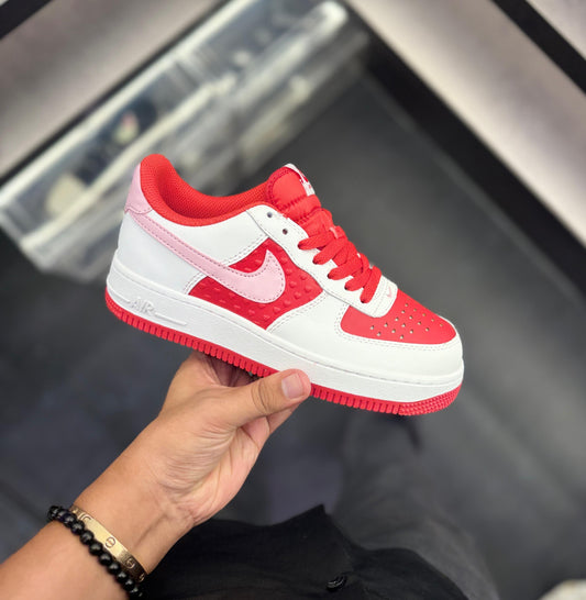 NIKE AIRFORCE ONE VALENTINE