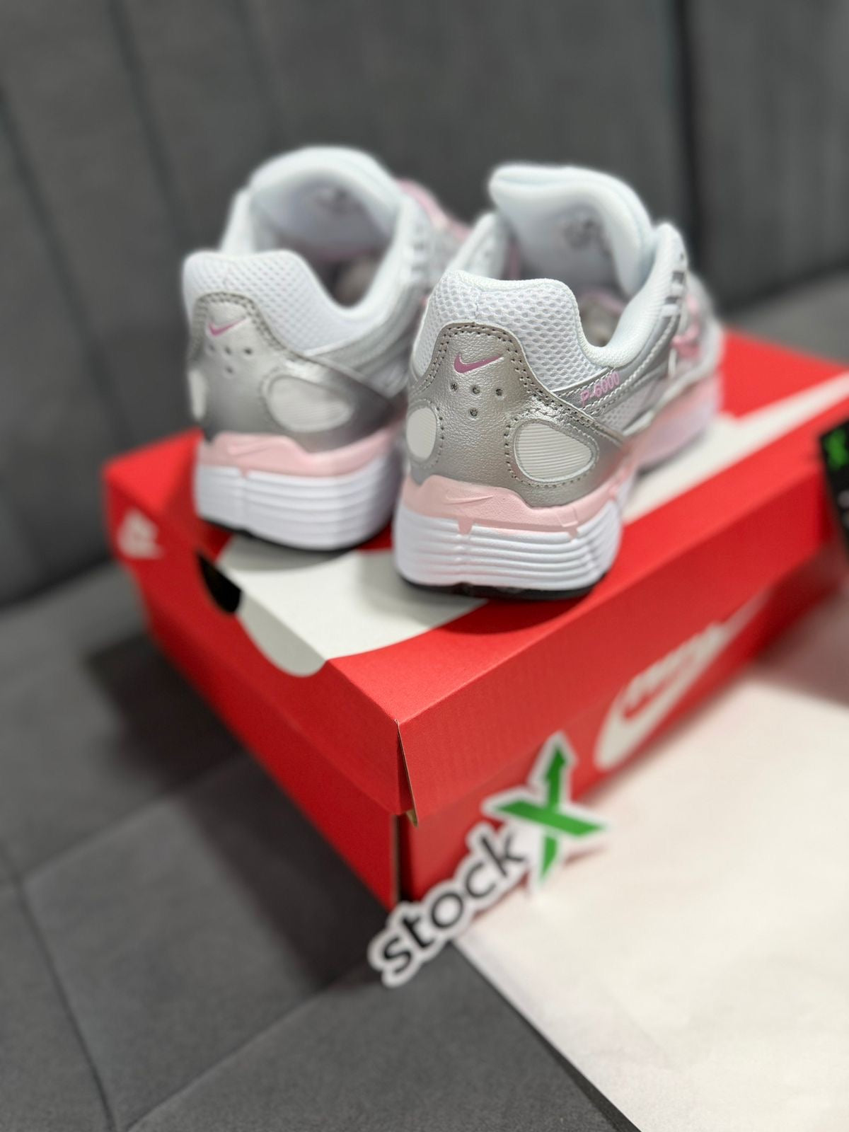 NIKE P-6000 TRAINER METALLIC PINK WITH STOCKX KIT
