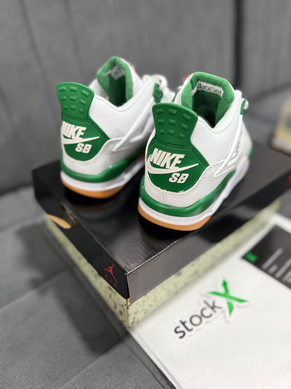AIR JORDAN RETRO 4