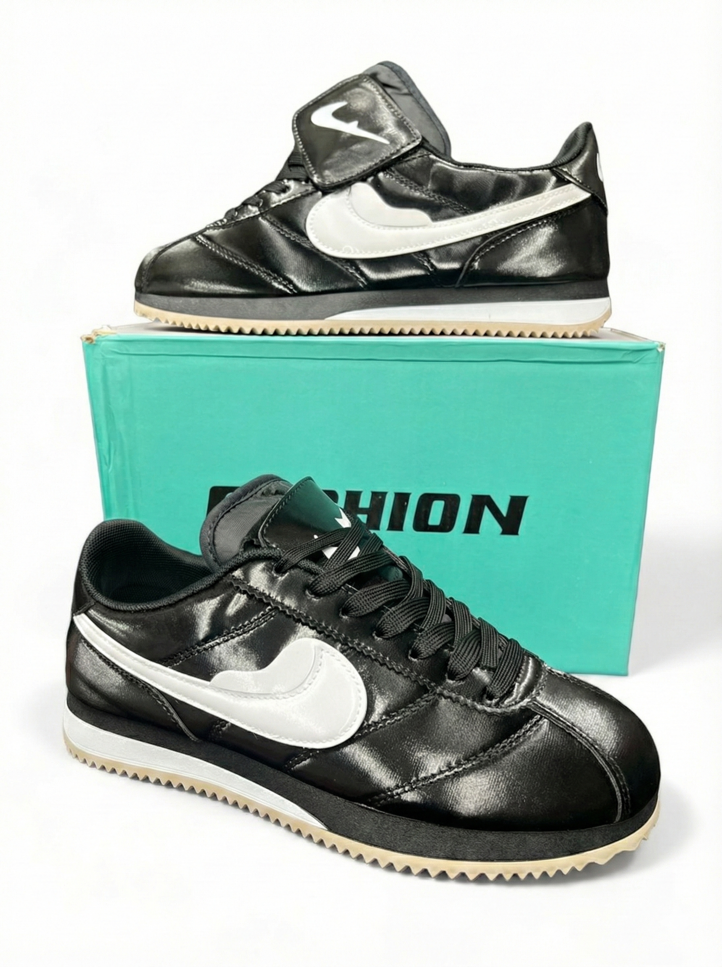 NIKE CORTEZ SE TIEMPO