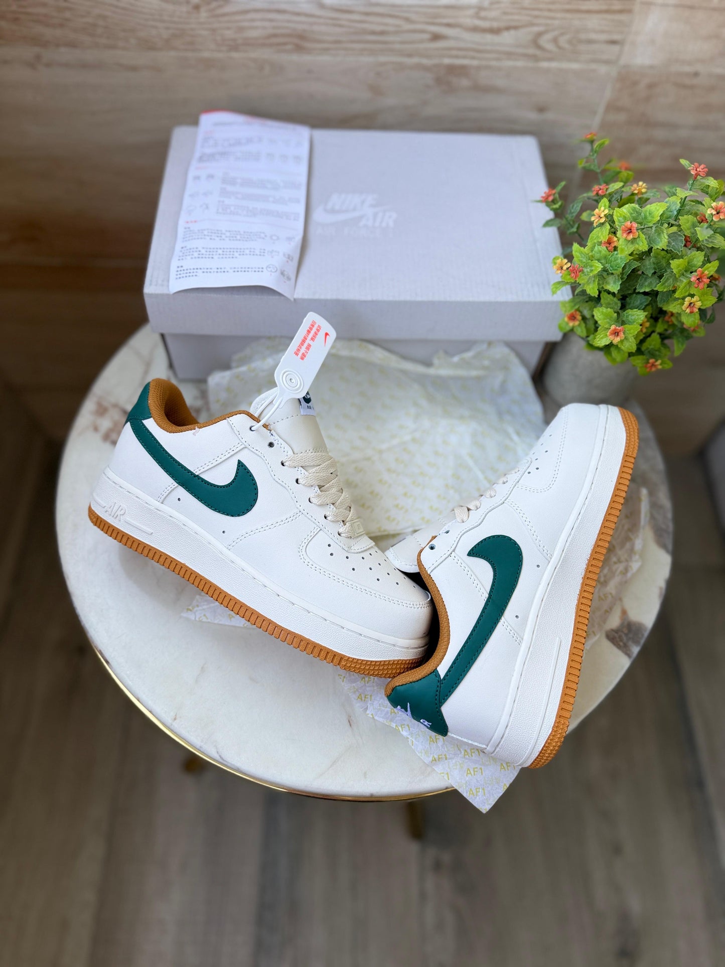 NIKE AIRFORCE HAMAWA