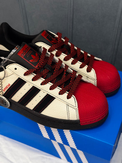 ADIDAS SUPERSTAR X BALMAIN KEYCHAIN