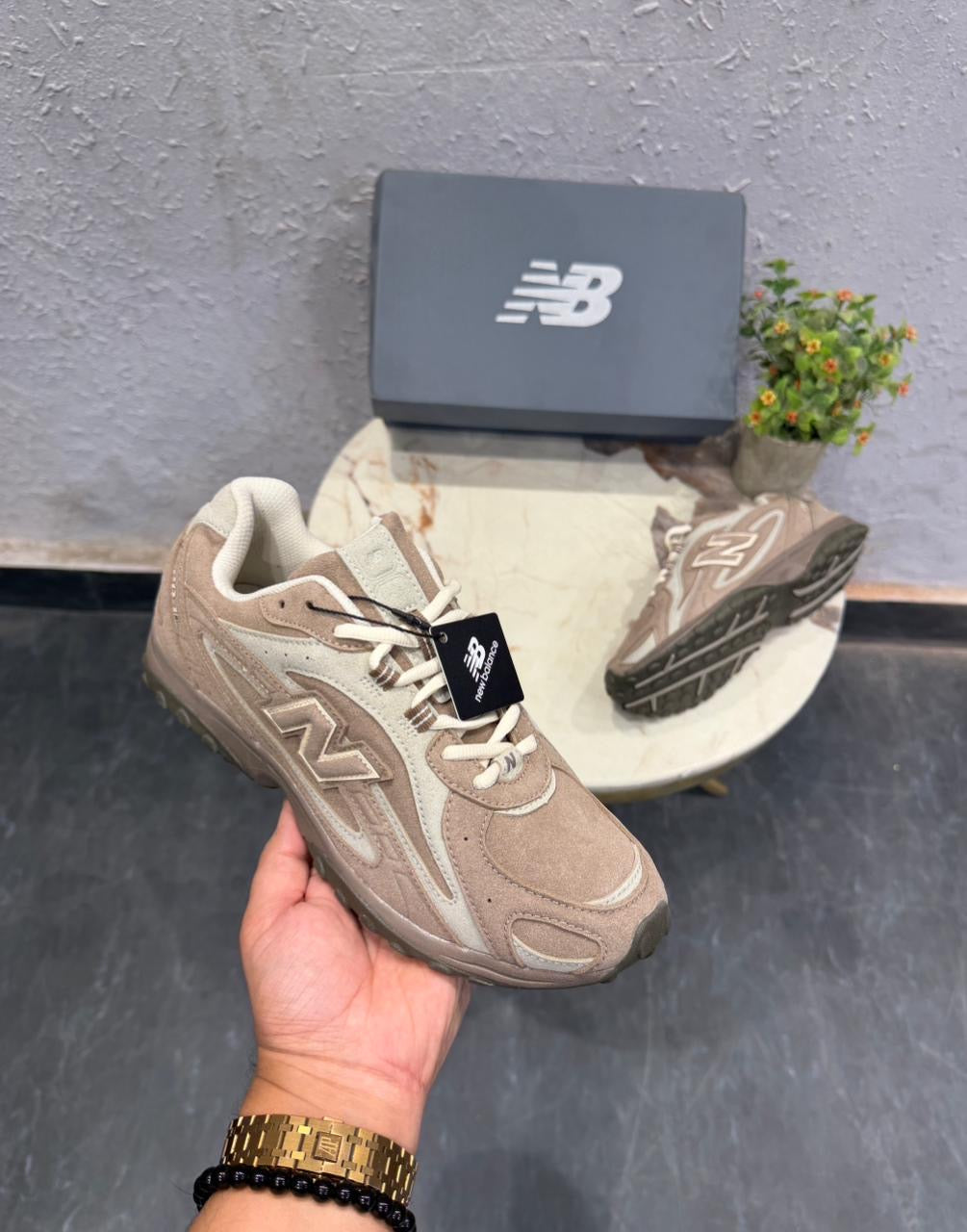 NEW BALANCE 204 MUSHROOM ARID STON