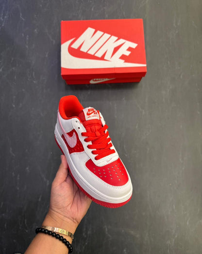 NIKE AIRFORCE ONE VALENTINE