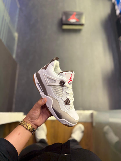 AIR JORDANS RETRO 4 MOCHA