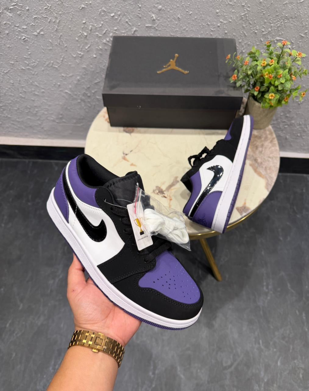 AIR JORDANS RETRO 1 LOW GREY BLACK ORANGE