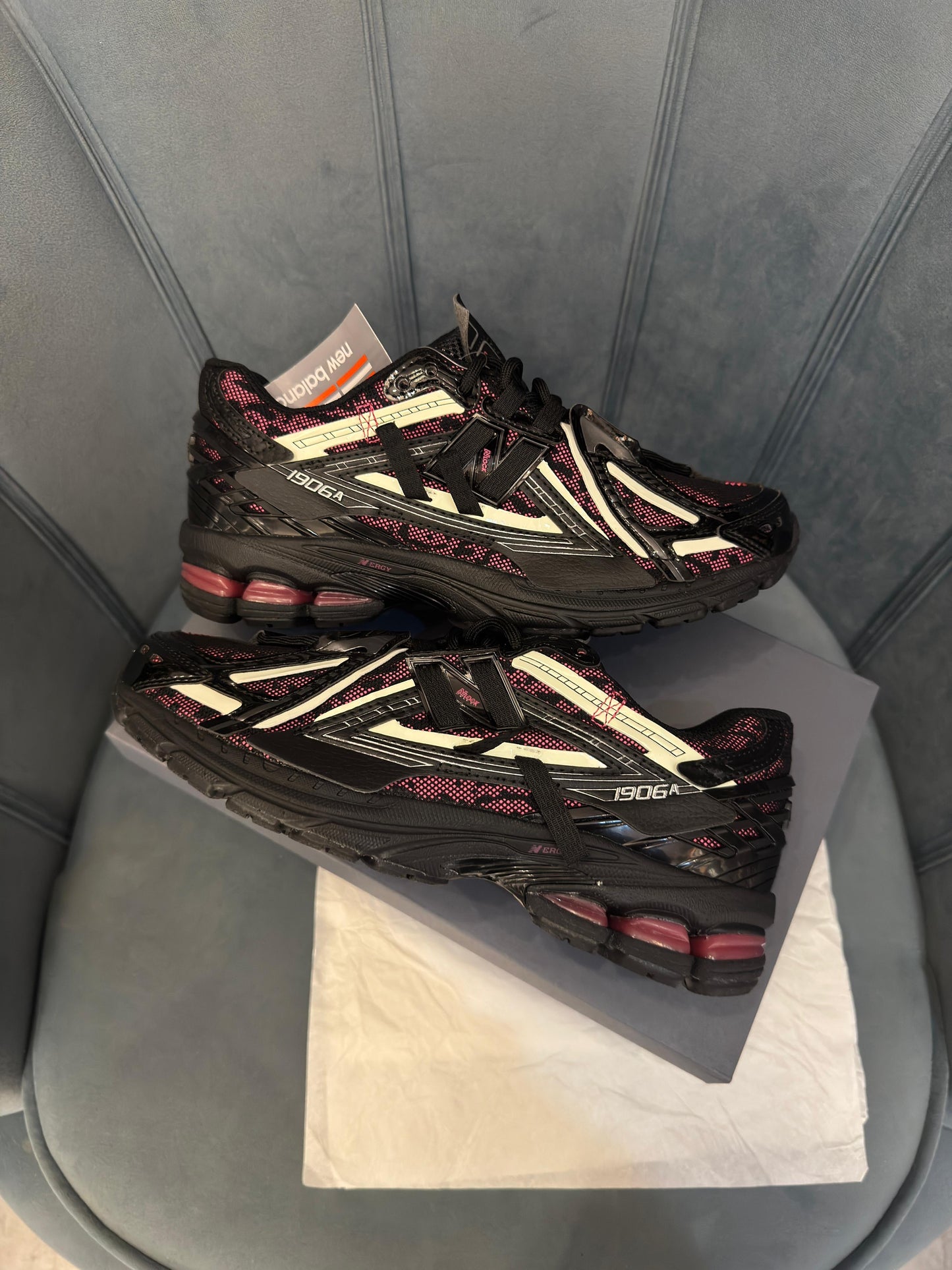 NEW BALANCE 1906 A DRAGON BERRY