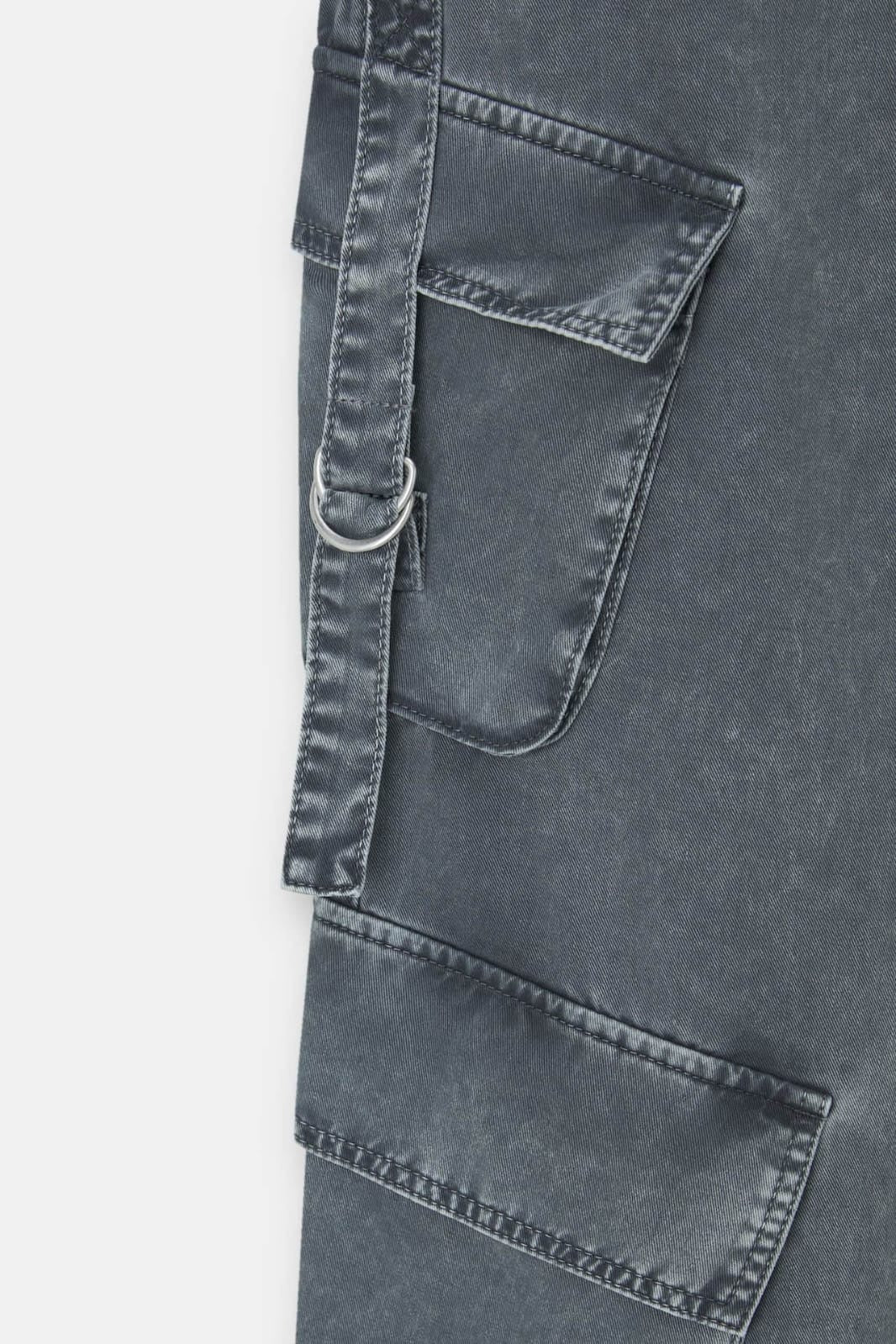 PULL&BEAR Brand*
Multi Pockets Cargo Trousers with Straps