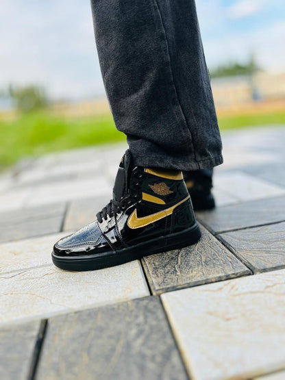 NIKE AIR JORDAN GLOSSY BLACK