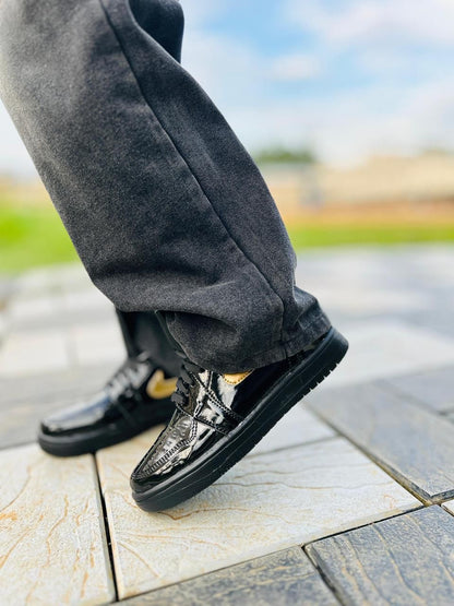NIKE AIR JORDAN GLOSSY BLACK