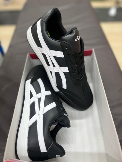 ASICS
7a